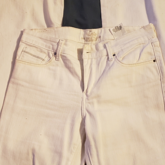 Levi's Denim - Levi lean and curvi white jeans
